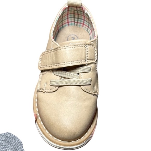 Cat & Jack Boys Loafers Size 7 - Picture 6 of 9